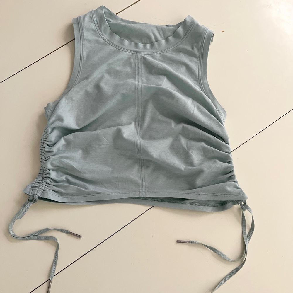 Lululemon • Blue Tie Tank Size 0